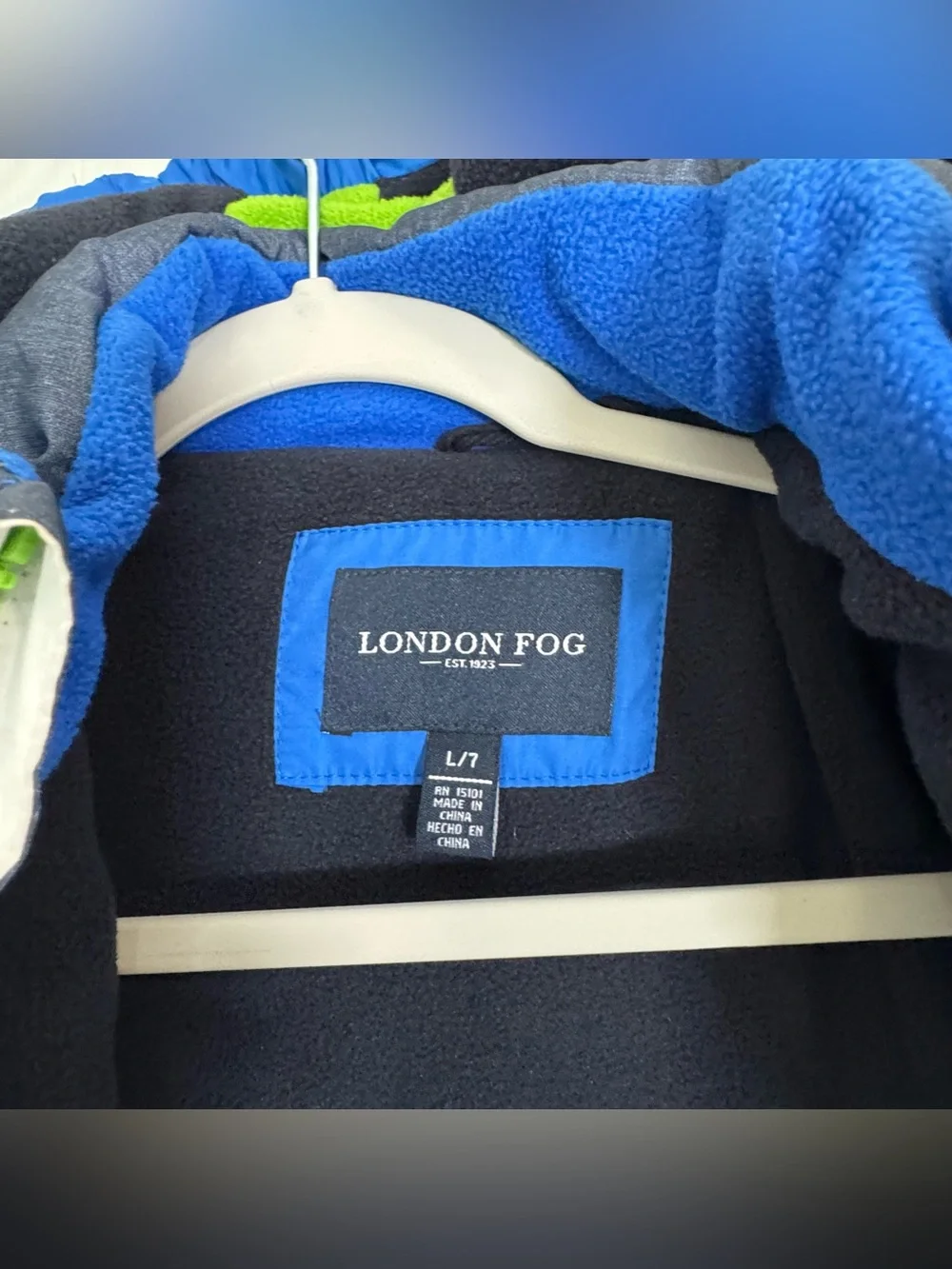London Fog Kids Puffer Jacket Boys Size L/7 Winter Snow Warm Outdoors Adventure